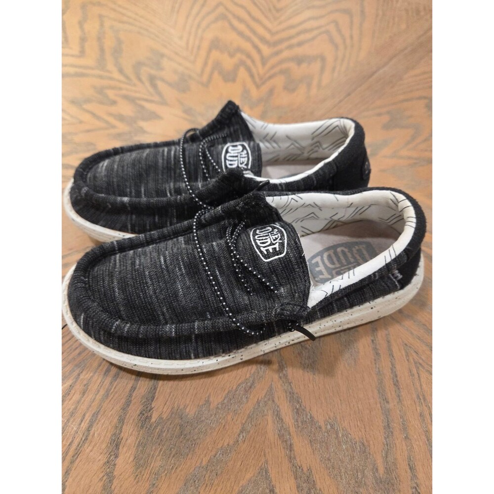 Hey Dude Shoes Wally Stretch Youth Size Youth 2 Black And White